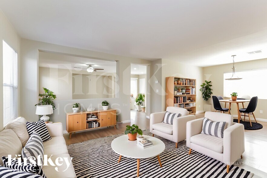 Building Photo - 11035 Calder Ave