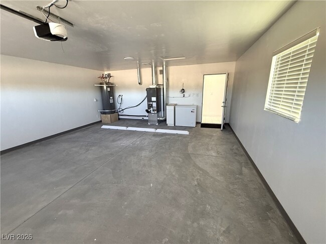 Building Photo - 3924 Mount Charleston Dr