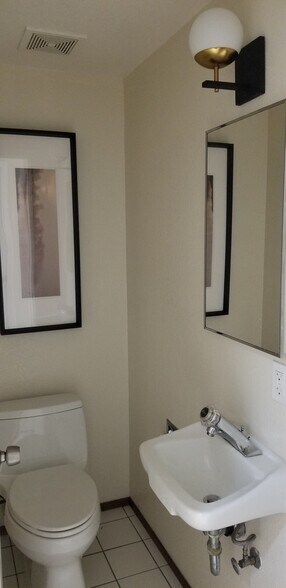 Building Photo - 1520 Adeline St