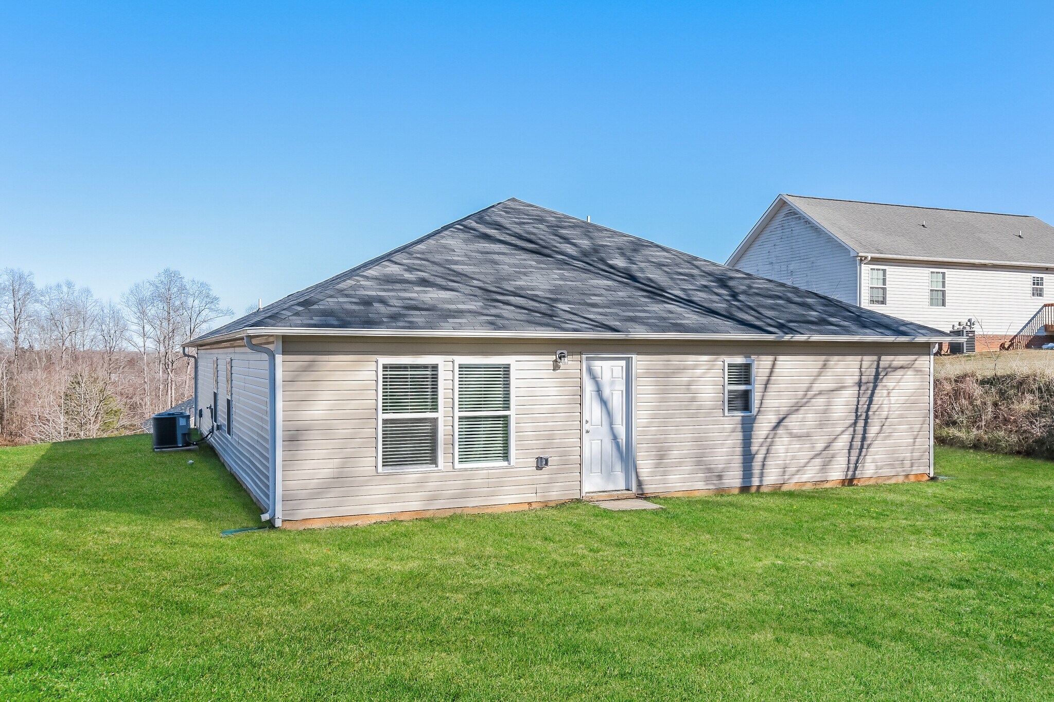 Building Photo - 2407 Heritage View Ln