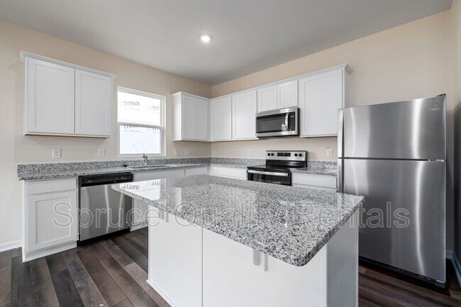 Building Photo - 3529 Sugarplum Rd