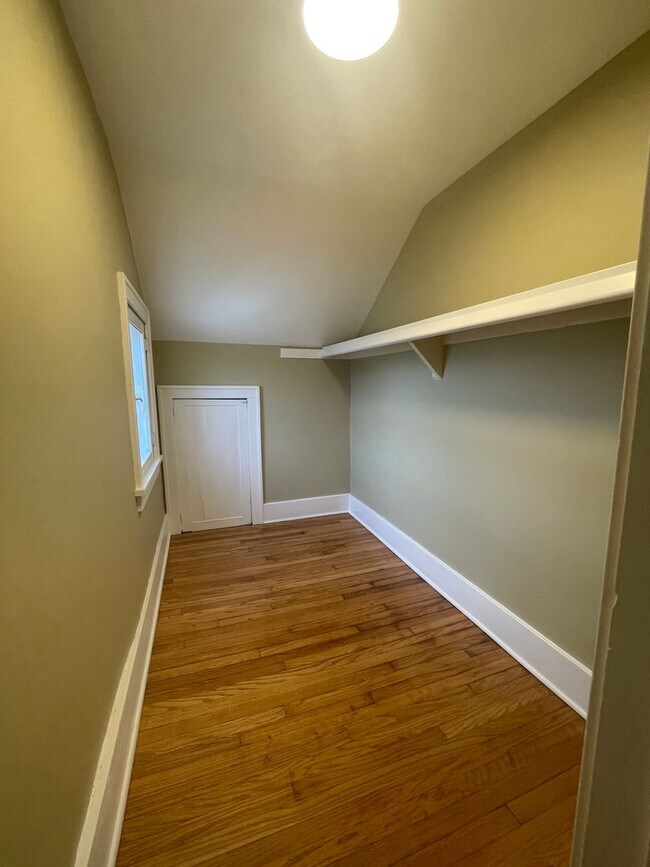 Building Photo - Four Bedroom Farmhouse on Three Acres