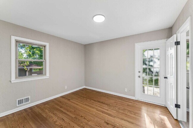Building Photo - COMING SOON!! Charming 3-Bedroom Home with Spacious 2160 Sq Ft Layout in Independence, MO!