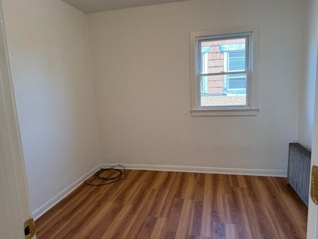 Building Photo - 119 Marsellus Pl