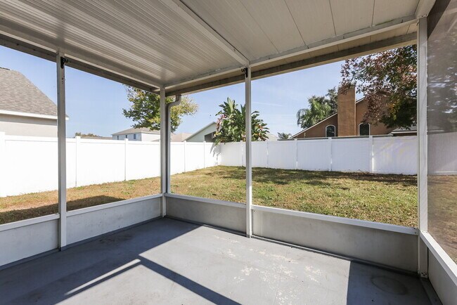 Building Photo - 25806 Bloomsbury Ct