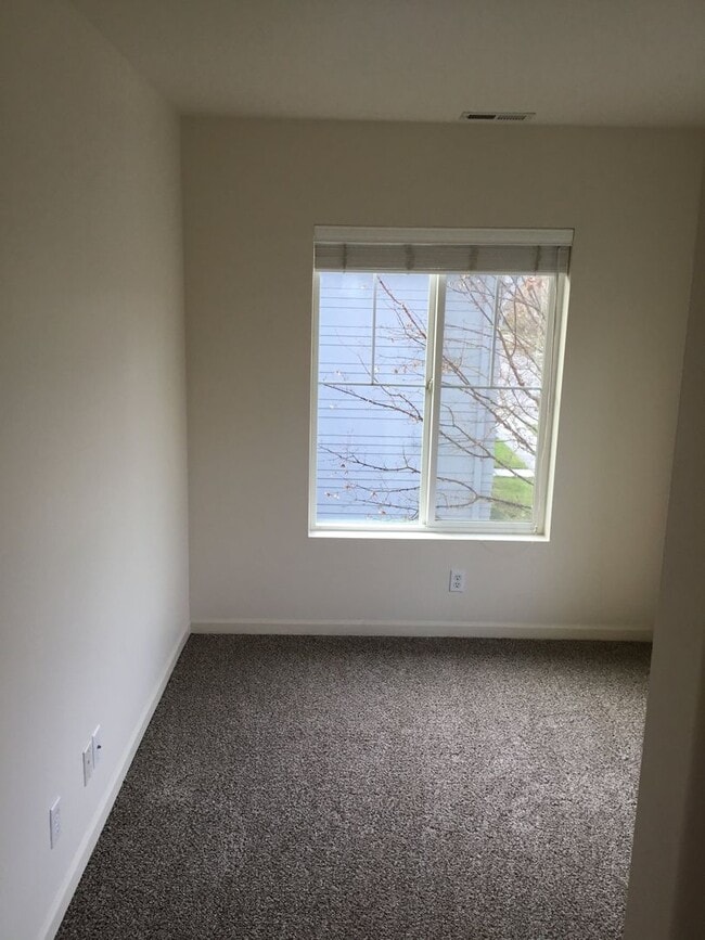 Building Photo - 1698 Riley Ln