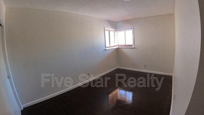 Building Photo - 81018 Freeport Blvd