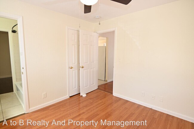 Building Photo - 2 br, 1 bath House - 1464 Douglas Street