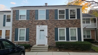 Building Photo - 2071 Danbury Pl