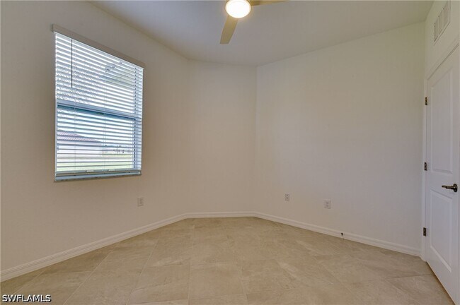 Building Photo - 2620 Vine Ave