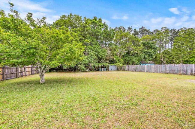Building Photo - 10601 Silver Creek Dr