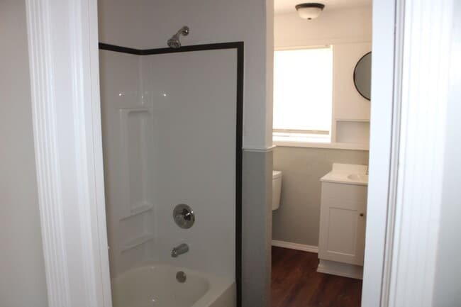 Building Photo - In the Heart of Midwest City *PROMO FIRST FULL MONTH FREE!!