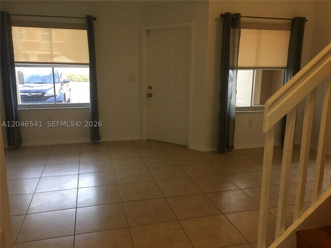 Building Photo - 11528 NW 60th Terrace