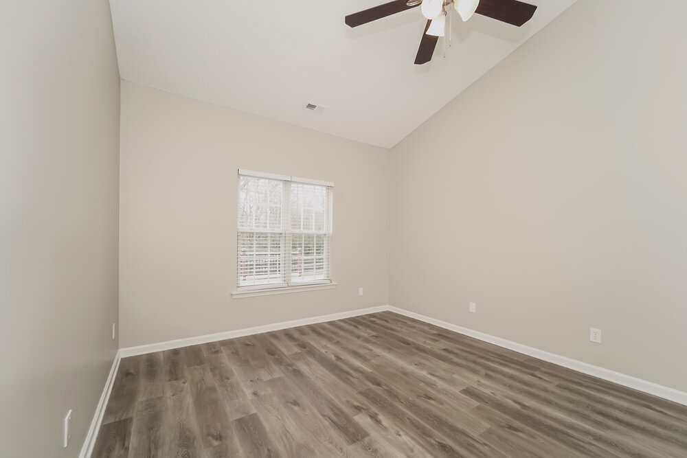 Building Photo - 5812 Avian Pl