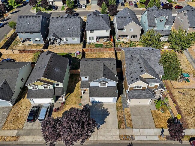 Building Photo - 9972 Dotson Street Southeast