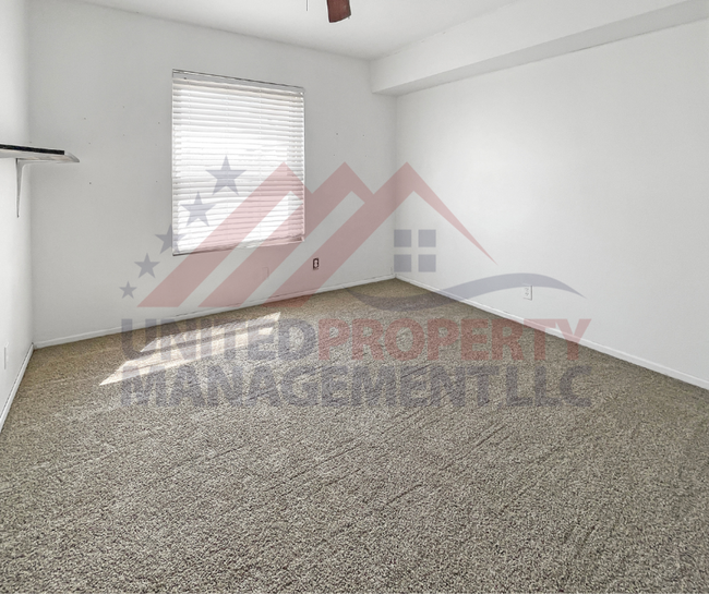 Building Photo - 3 bedroom 2 bathroom house for rent Carlsb...