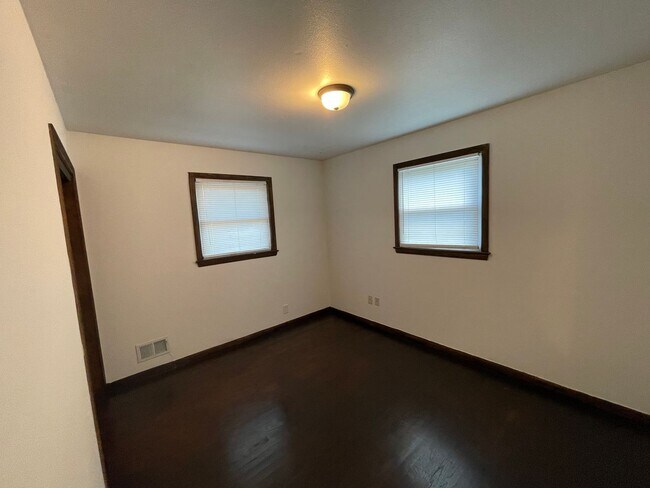 Building Photo - 4820 N 91st St