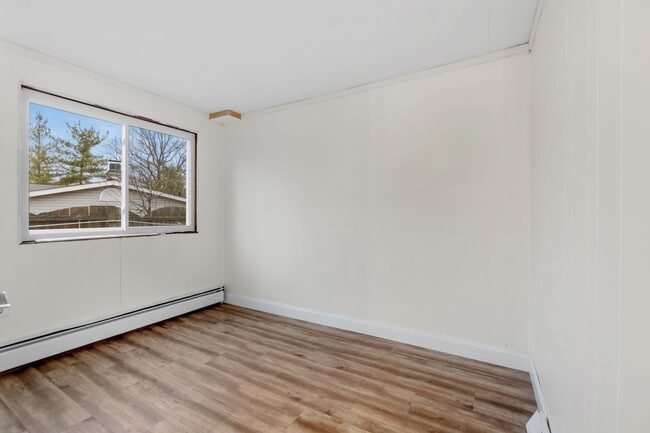 Building Photo - Single family Walking distance to UofD; Av...