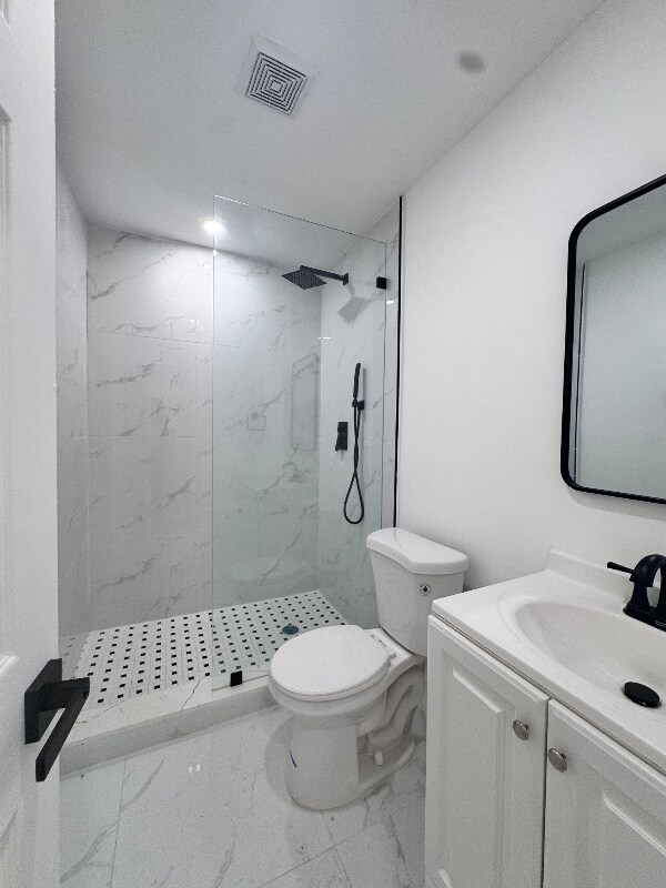 Building Photo - 4028 SW 11th St