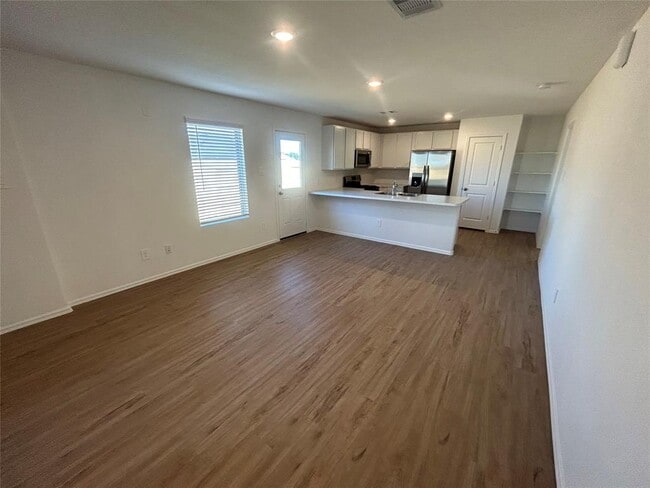 Building Photo - 144 Pine Bend Ct