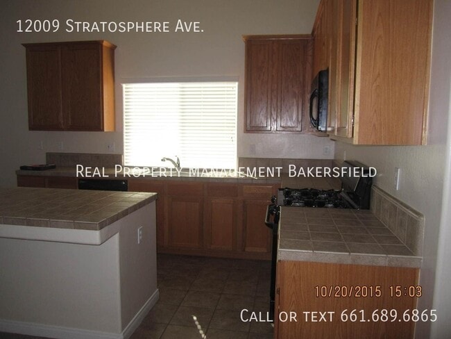 Building Photo - 12009 Stratosphere Ave