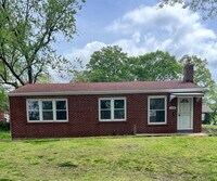Building Photo - 1532 N Jackson Ave