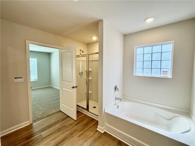 Building Photo - 2910 Daxton Ln
