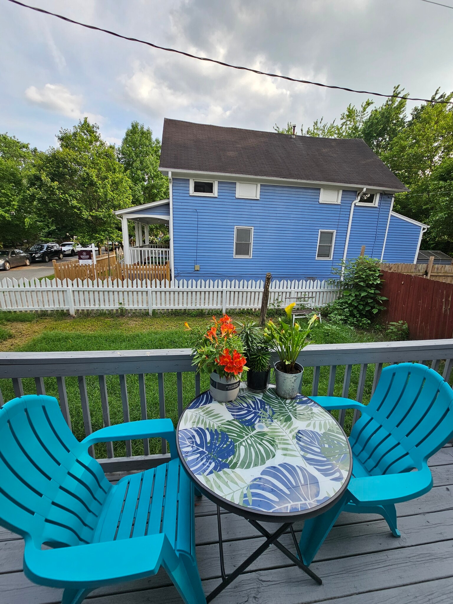 Furnished Back Patio - 607 Gaskill St SE