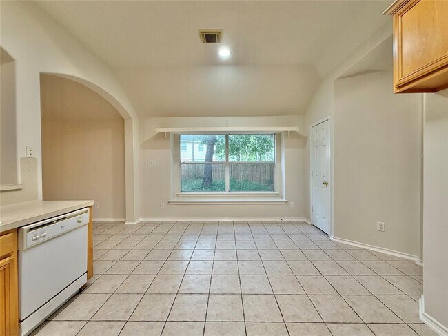 Building Photo - 110 S Merryweather Cir