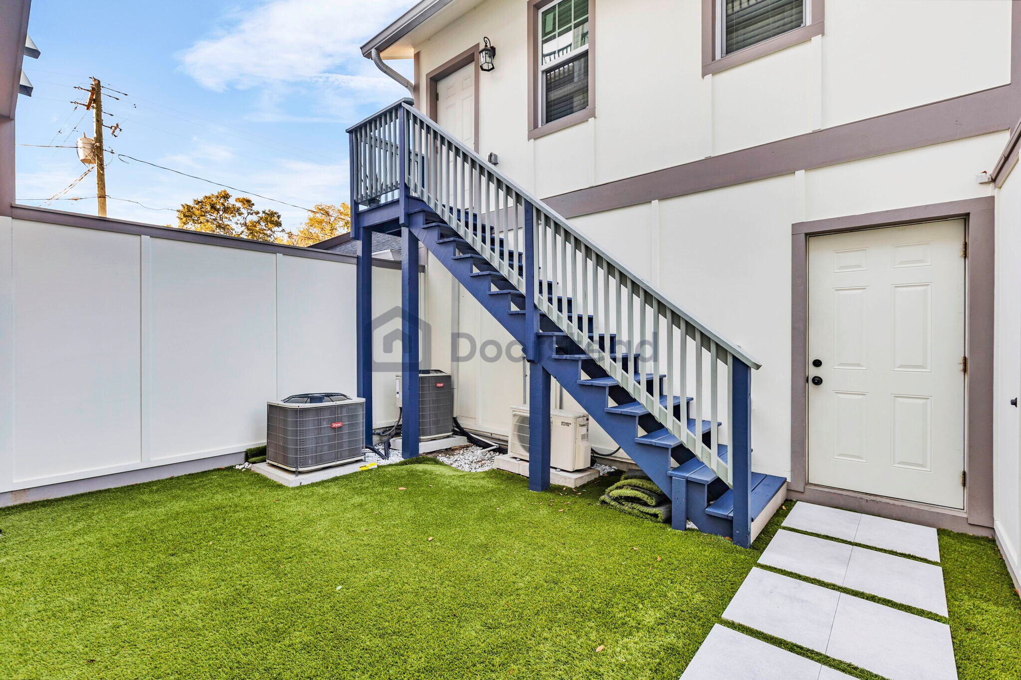 Building Photo - 4114 N Nebraska Ave