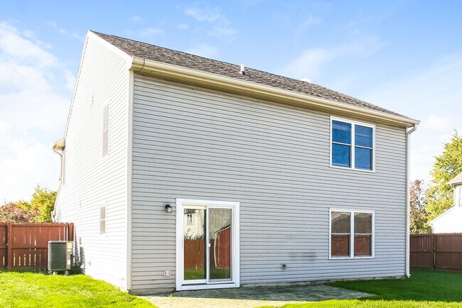 Building Photo - 6642 Pasco Ln