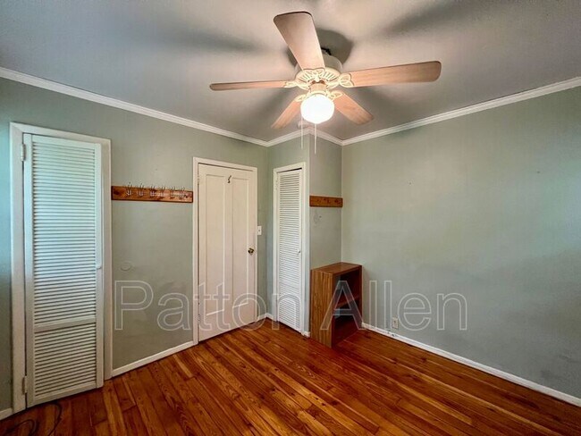 Building Photo - 105 Edwin Pl