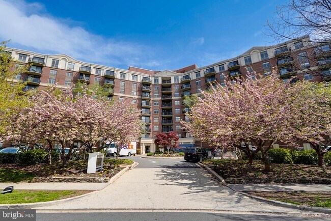 Building Photo - 3401 38th St NW