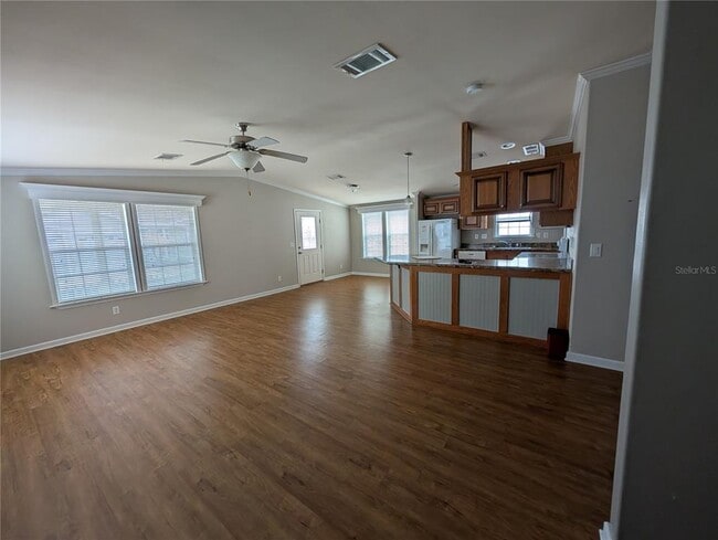 Building Photo - 9101 Fairway Loop