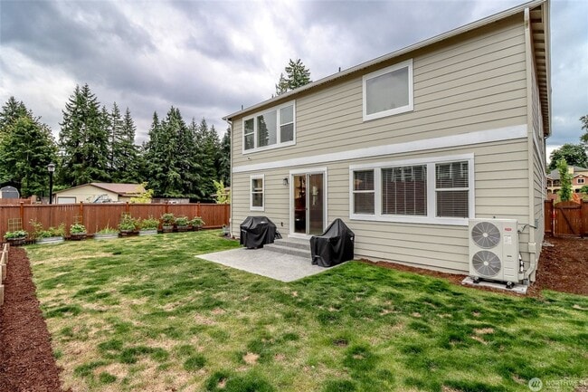 Building Photo - 16324 SE 133rd Pl