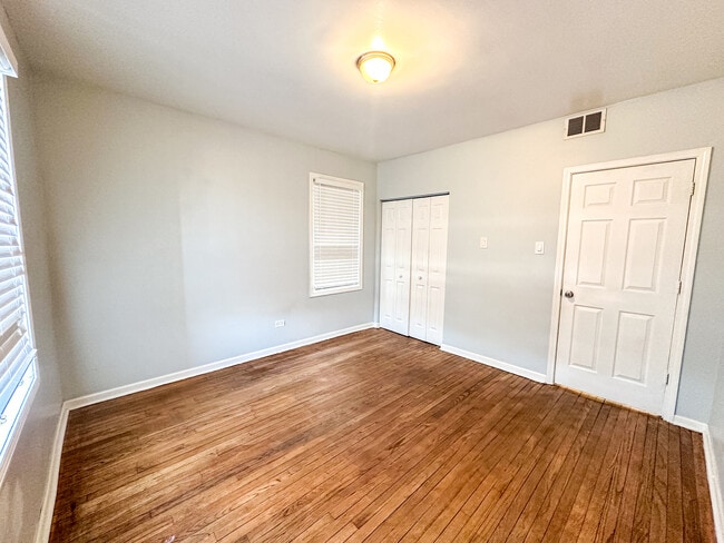 Building Photo - 7926 S Luella Ave