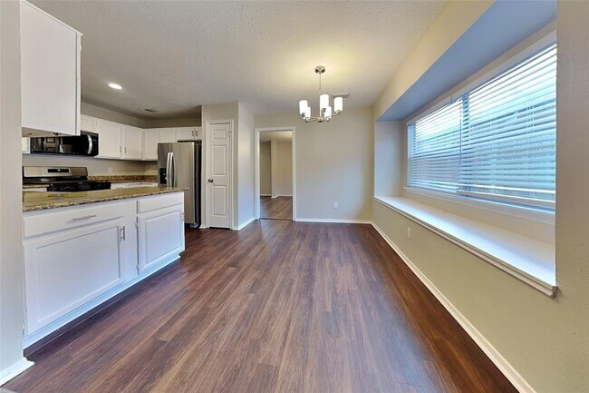 Building Photo - 4826 Pecan Grove Dr