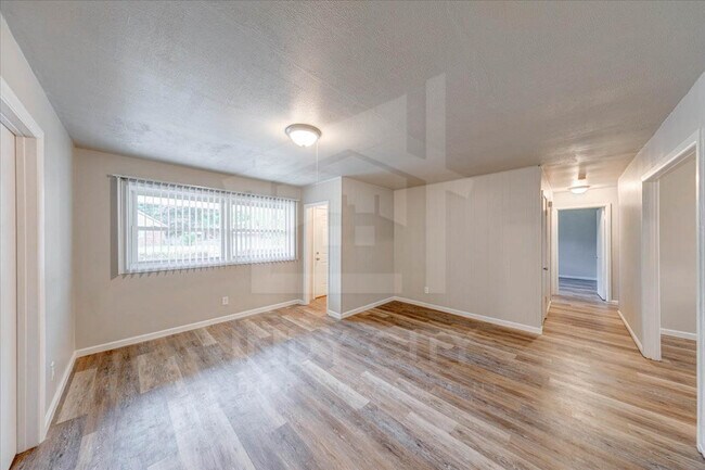 Building Photo - 3451 N Hartman Dr