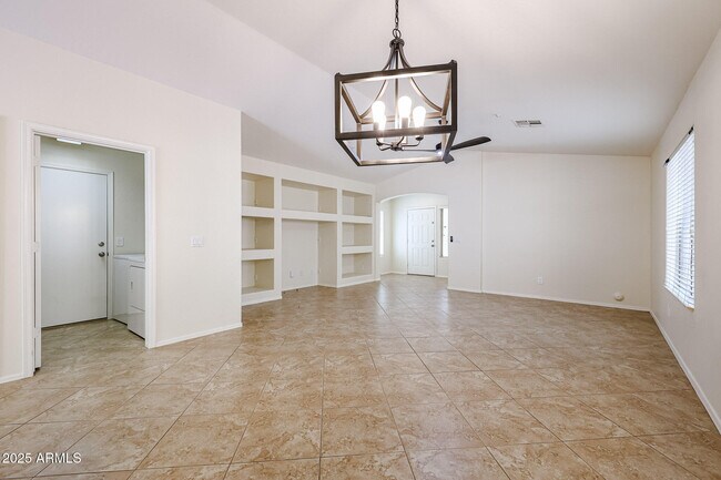 Building Photo - 12848 W Desert Mirage Dr