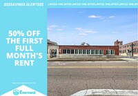 Building Photo - 415 S Front St