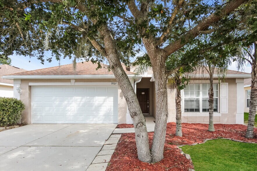 Primary Photo - 9727 Cypress Harbor Dr