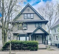 Building Photo - 79 Aspinwall Ave