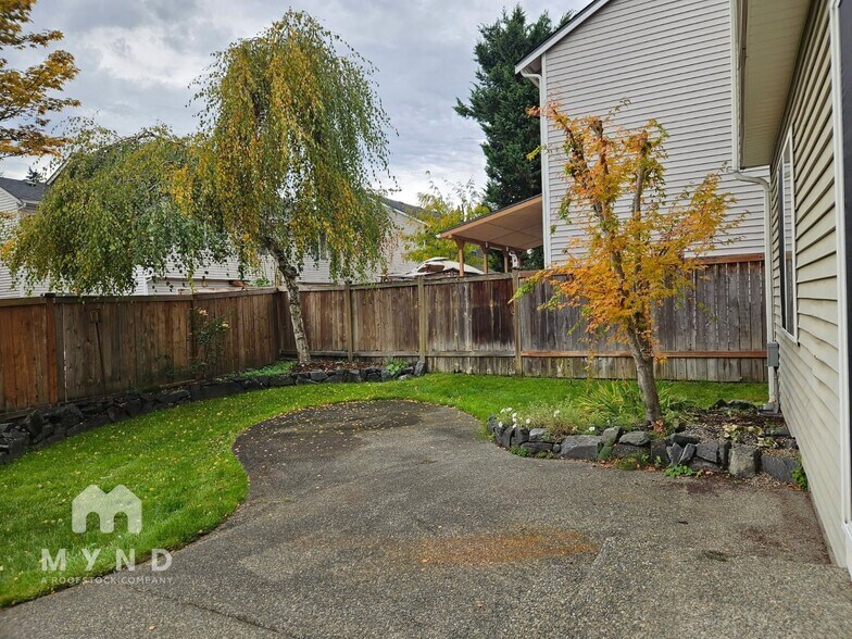 Building Photo - 7618 194th St Ct E