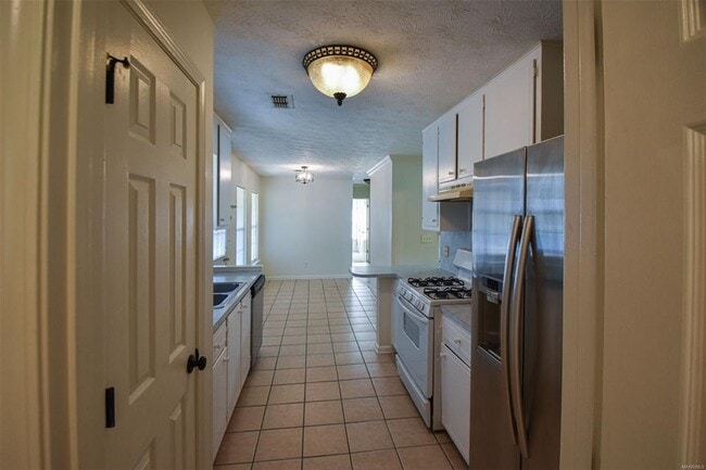 Building Photo - 109 Mountain Laurel Rd