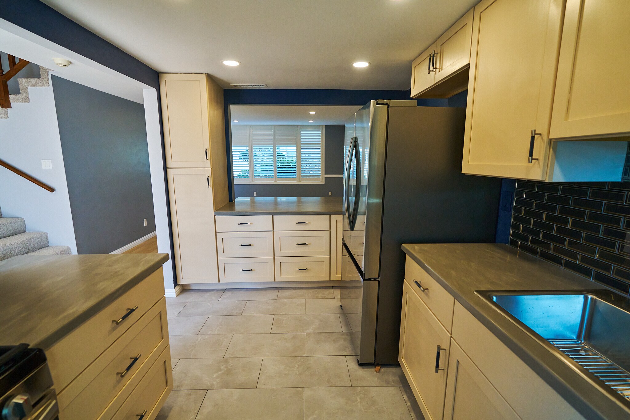 Building Photo - 3520 Maricopa St