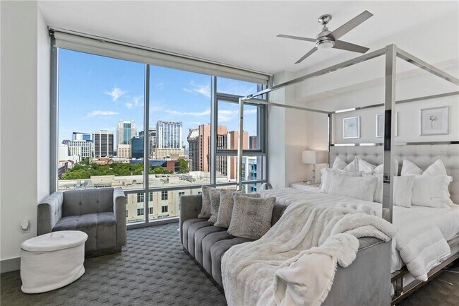 Building Photo - 260 S Osceola Ave