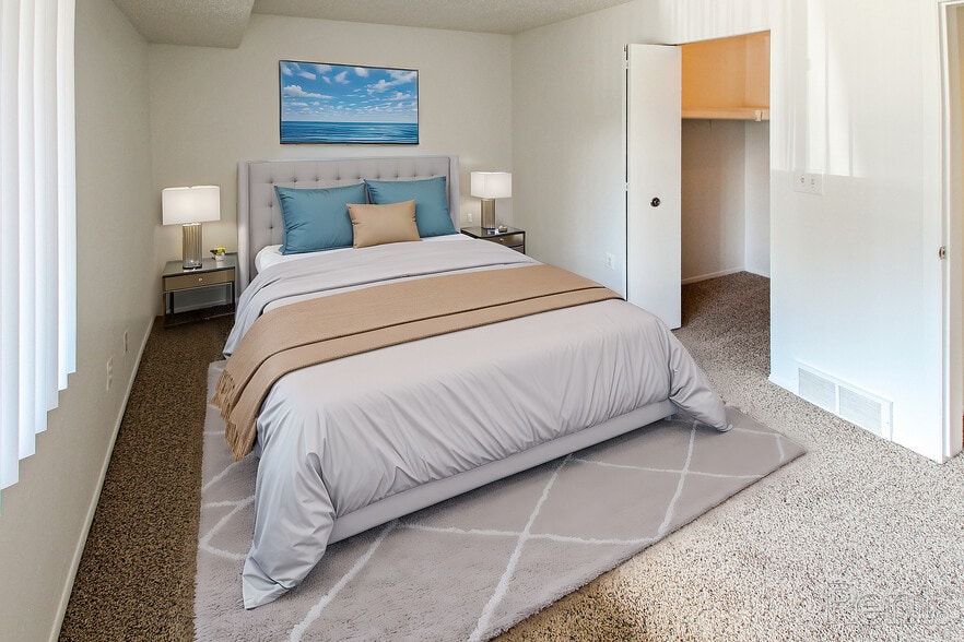 Building Photo - Pine Hill Apartments