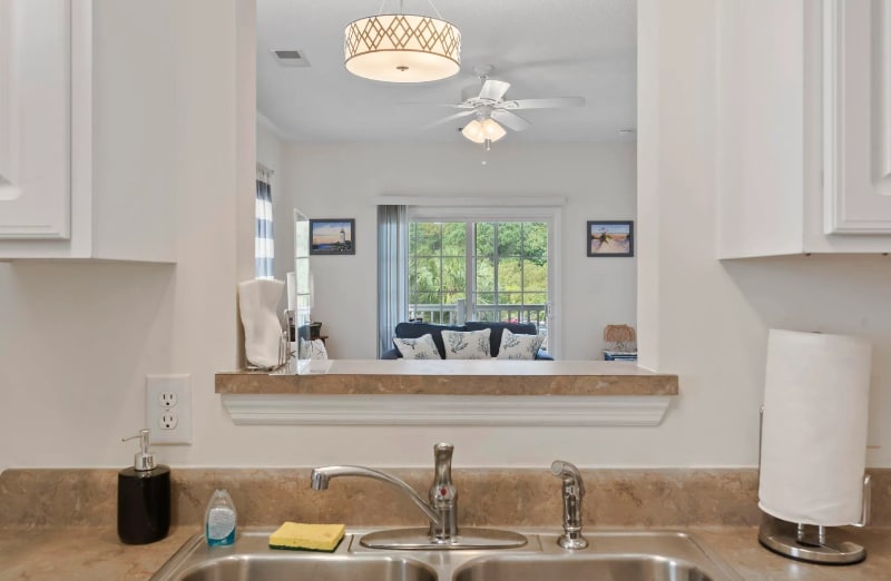 Building Photo - 2090 Cross Gate Blvd