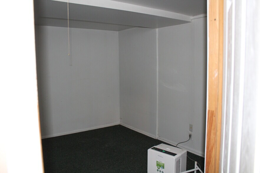 Bedroom #5 - 1129 W Carson St