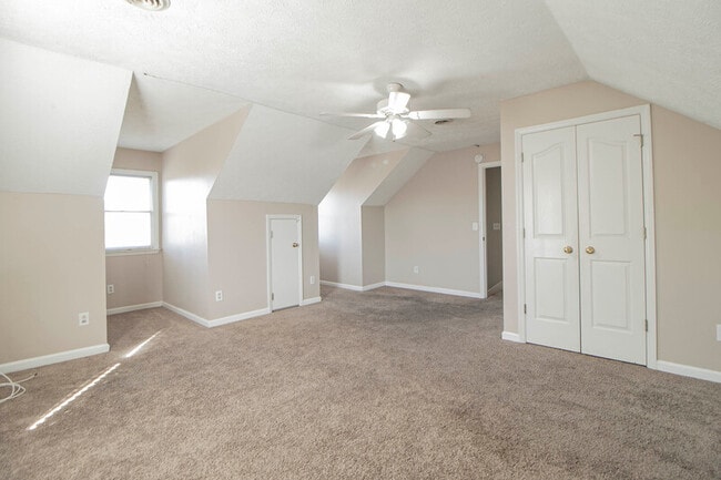 Building Photo - 1719 Claire Ct